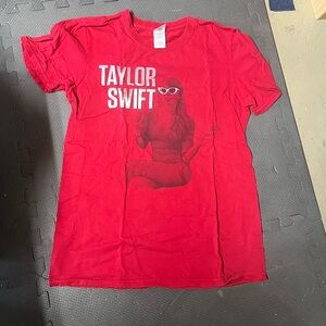 Taylor Swift Red Era tour T shirt